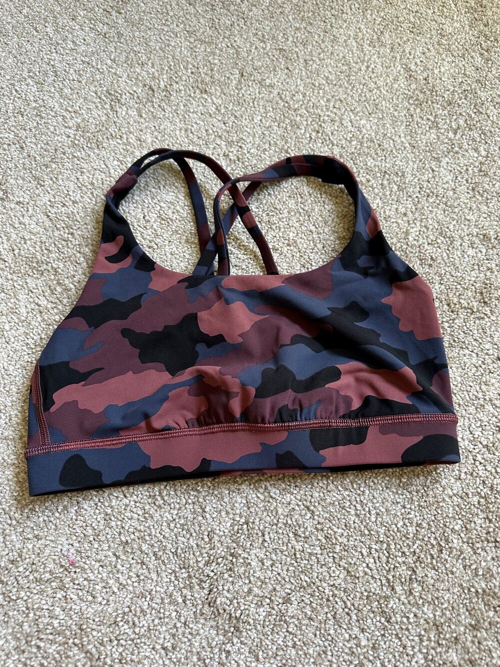 Lululemon Energy Bra Medium Support Heritage 365 Camo Smoky Red Night Sea Multi